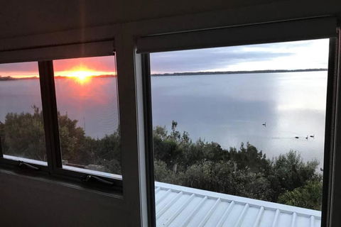 Amazing Ansons Bay Absolute Waterfront Beach House - Holiday Great Ocean Road 4