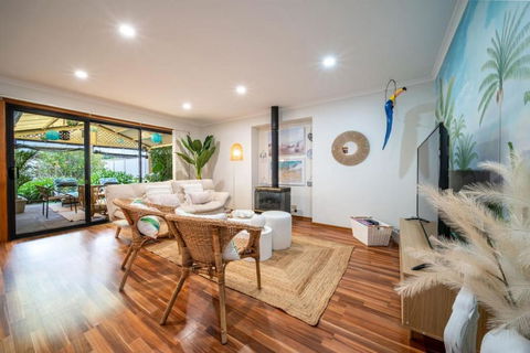 Amazon At Seacombe Gardens - Holiday Great Ocean Road 1