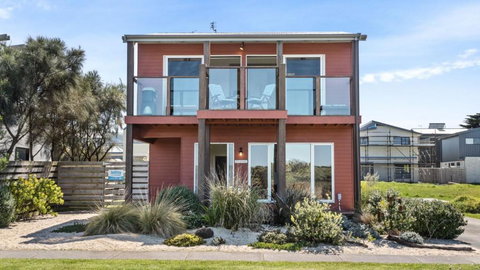 Anchorage - Holiday Great Ocean Road 1