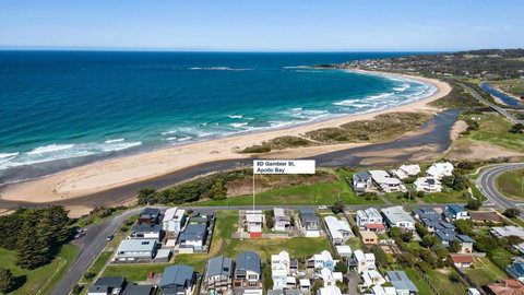 Anchorage - Holiday Great Ocean Road 0