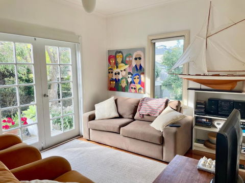 Artist Apartment Between Beach And Main - Holiday Great Ocean Road 0