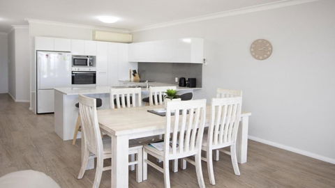 Apartment 14 - The Meridian - Holiday Great Ocean Road 4