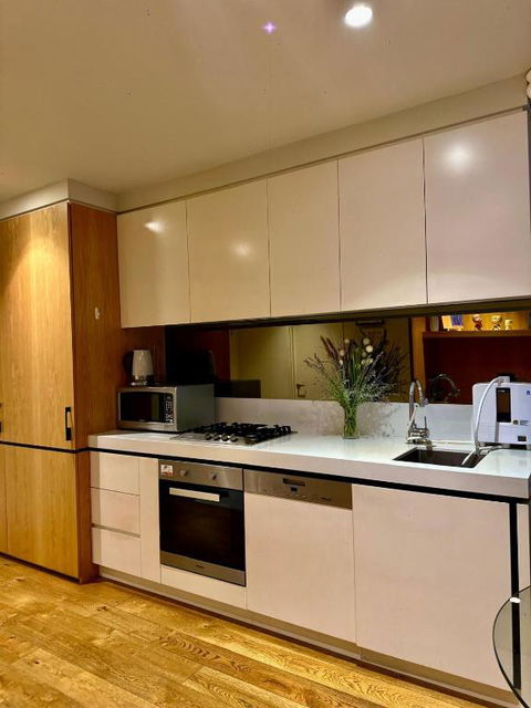 Apartment 405 8 Daly St South Yarra 3141 LUCIA - Holiday Great Ocean Road 2