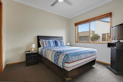 Apartments On Church - Unit 7 - Holiday Great Ocean Road 1