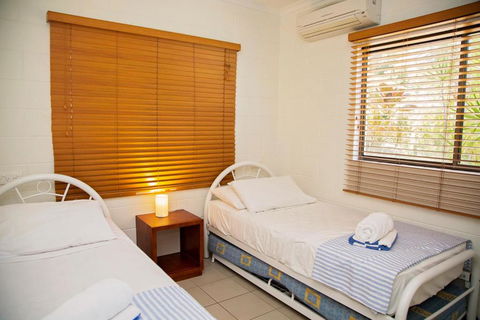 Apollo Jewel Beachfront Apartments - Holiday Great Ocean Road 2
