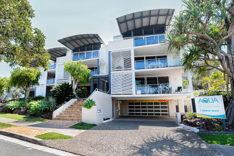 Aqua Promenade Beachfront Holiday Apartments - Holiday Great Ocean Road 0