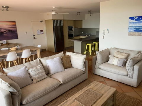 Aqua Promenade Beachfront Holiday Apartments - Holiday Great Ocean Road 4