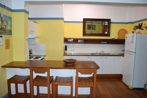 Arakoon House 1 - Bring Your Own Linen - Holiday Great Ocean Road 2