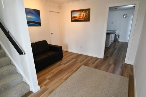 Ascot Gardens Serviced Apartments - Holiday Great Ocean Road 3