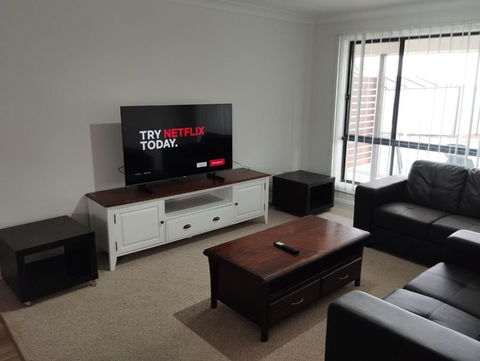 Ascot Gardens Serviced Apartments - Holiday Great Ocean Road 4