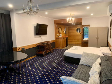 Ascot Motor Inn - Holiday Great Ocean Road 1