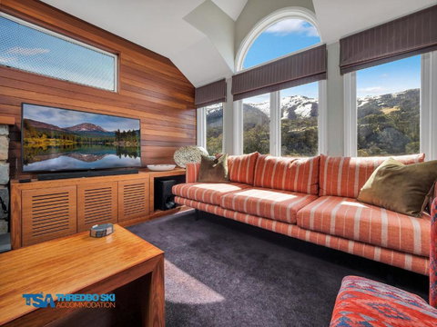 Aspect 2A - Holiday Great Ocean Road 1