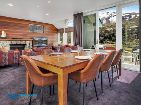 Aspect 2A - Holiday Great Ocean Road 2