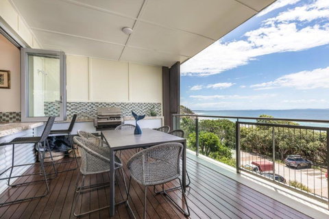 At Waves Penthouse Unit15 - Holiday Great Ocean Road 4