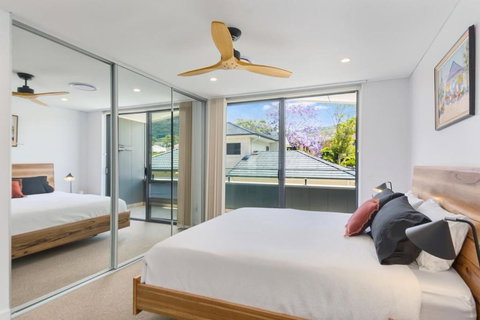Avenue Escape - Contemporary Living At Corrimal - Holiday Great Ocean Road 4
