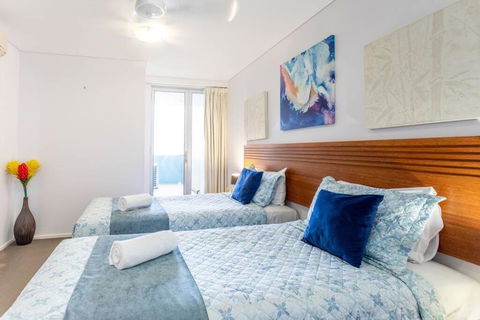 Azure Sea, Oceanviews, Wifi, 2 Pools + Gym - Holiday Great Ocean Road 4
