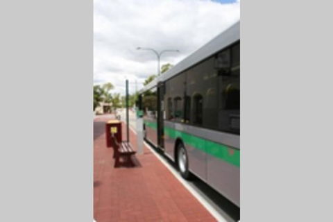 B8 Crawley Apartment 1 BRM & Sleepout Near UWA - Holiday Great Ocean Road 1
