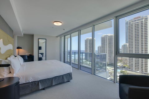 Hilton Surfers Paradise Hotel & Residences - Holiday Great Ocean Road 2