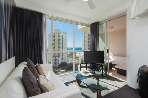 Maldives Resort Main Beach, Gold Coast - Holiday Great Ocean Road 18