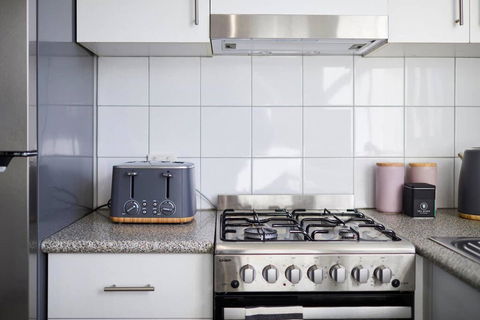 1 Bedroom Apt With Parking Stroll To Elwood Beach - Holiday Great Ocean Road 2