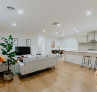 118 Refreshing 3BR Werribee Family House - Holiday Great Ocean Road