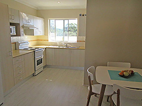 15 'Kanangra', 39 Soldiers Point Road - Fantastic Unit Right On The Water - Holiday Great Ocean Road 3