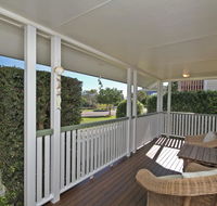 16 Beachway Pde Marcoola Linen Incl WiFi Pet Friendly A/Cond. 500 BOND - Holiday Great Ocean Road