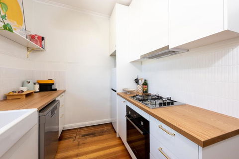Charming Art Deco Unit In East Melbourne - Holiday Great Ocean Road 0