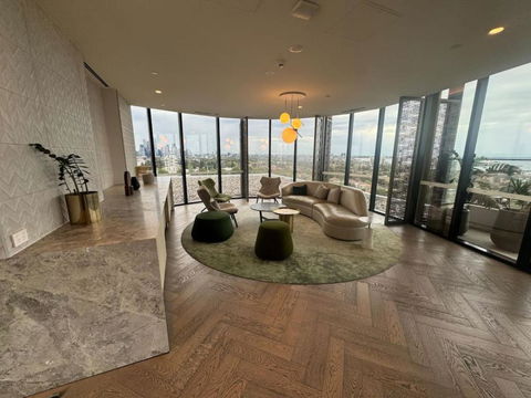 City Meets Bay I Resort Style I 4-Level I Rooftop - Holiday Great Ocean Road 4