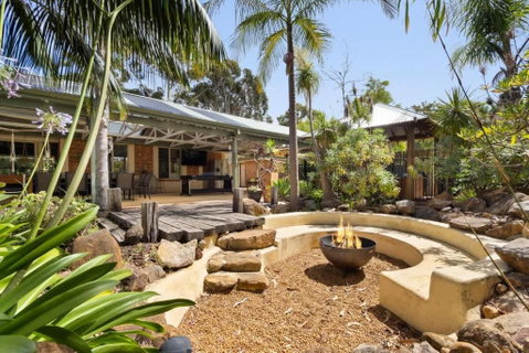 Dandjoo - Hot Tub, Fire Pit, Outdoor Entertainment - Holiday Great Ocean Road 2