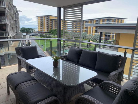 Darwin Waterfront Luxury Condo - Holiday Great Ocean Road 1