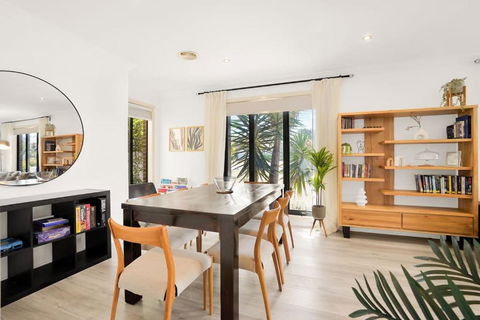 Deluxe Family Montpellier Gardens Estate - Burwood - Holiday Great Ocean Road 3