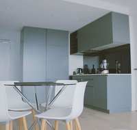 2Bed 2Bath Minimalist Apartment in CBD - Holiday Great Ocean Road