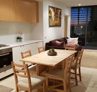 2BEDS Melbourne Central - Crown Casino - Colin - S Cross - Holiday Great Ocean Road