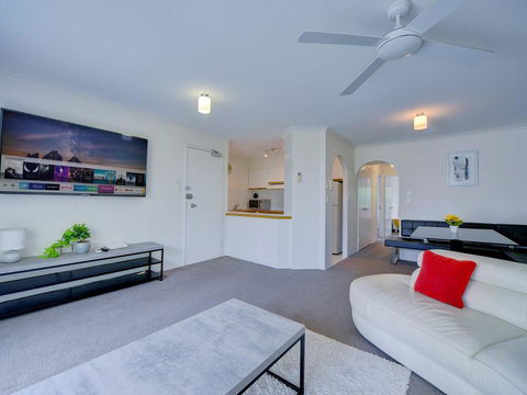 2BR Aloha Lane Main Beach Apartment - Holiday Great Ocean Road 1