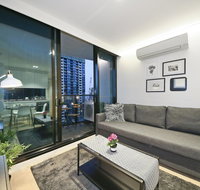 2BR LightHouse Suites in Melbourne CBD - Holiday Great Ocean Road