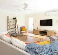 3 Bedroom Apartment Minutes from Main Beach - Holiday Great Ocean Road