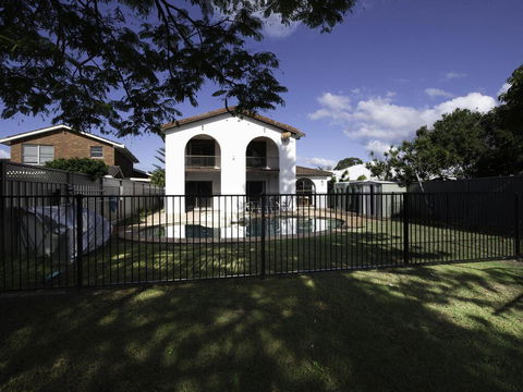 31 Rest Point Absolute Waterfront With Jetty - Holiday Great Ocean Road 3