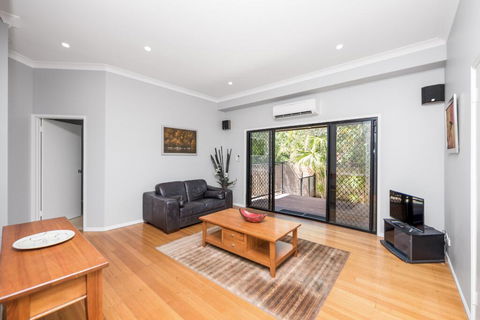 40 Jacana Street, Peregian Beach - Holiday Great Ocean Road 1