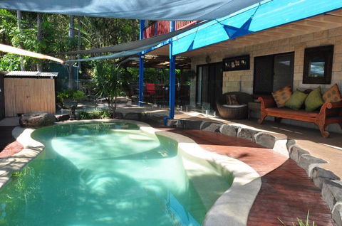 43 Double Island Drive - Two Level Holiday Home With Swimming Pool. Located Close To Beach And CBD - Holiday Great Ocean Road 0