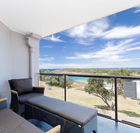 5 'The Outlook' 4 Ocean Parade - overlooking Boat Harbour beach and ducted air conditioning - Holiday Great Ocean Road