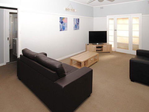 59 Wharf Street Opposite Bowling Club - Holiday Great Ocean Road 2