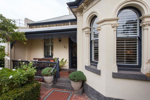 94 Highett - Inner City Period Home - Holiday Great Ocean Road 0