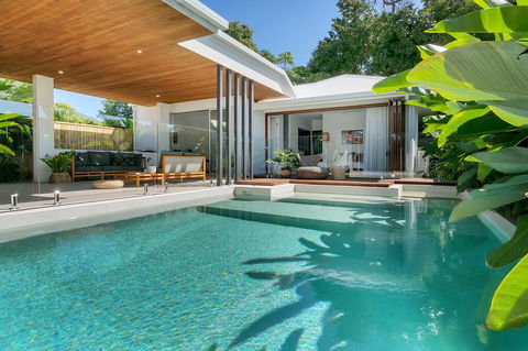 94 Northhouse - Beachside Luxury In Palm Cove - Holiday Great Ocean Road 0