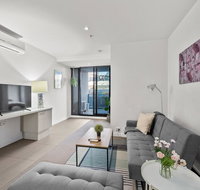 A Bright  Airy CBD Apt Next to Southern Cross - Holiday Great Ocean Road