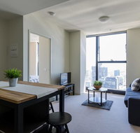 A Cozy CBD Suite with Spectacular City Views - Holiday Great Ocean Road