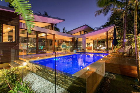 A PERFECT STAY - Amalfi Villa - Holiday Great Ocean Road 0