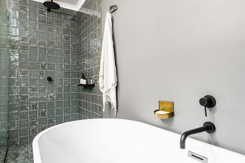 A PERFECT STAY - Black Star - Holiday Great Ocean Road 1