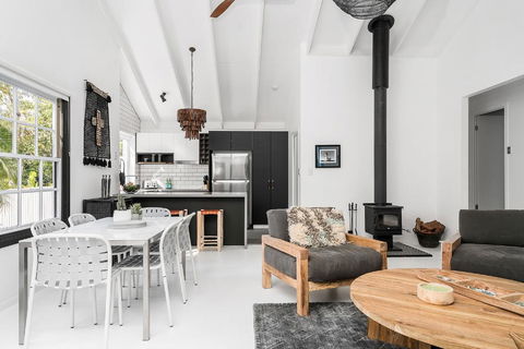 A PERFECT STAY - Black Star - Holiday Great Ocean Road 0