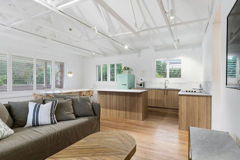 A PERFECT STAY - Sunset Beach - Holiday Great Ocean Road 1
